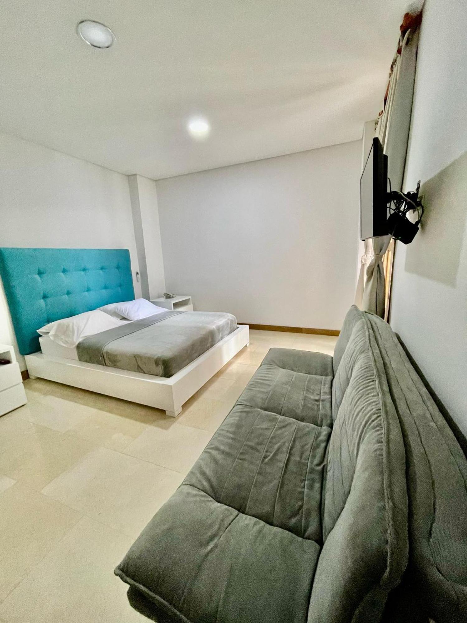 Hotel Cattaleya City カリ エクステリア 写真